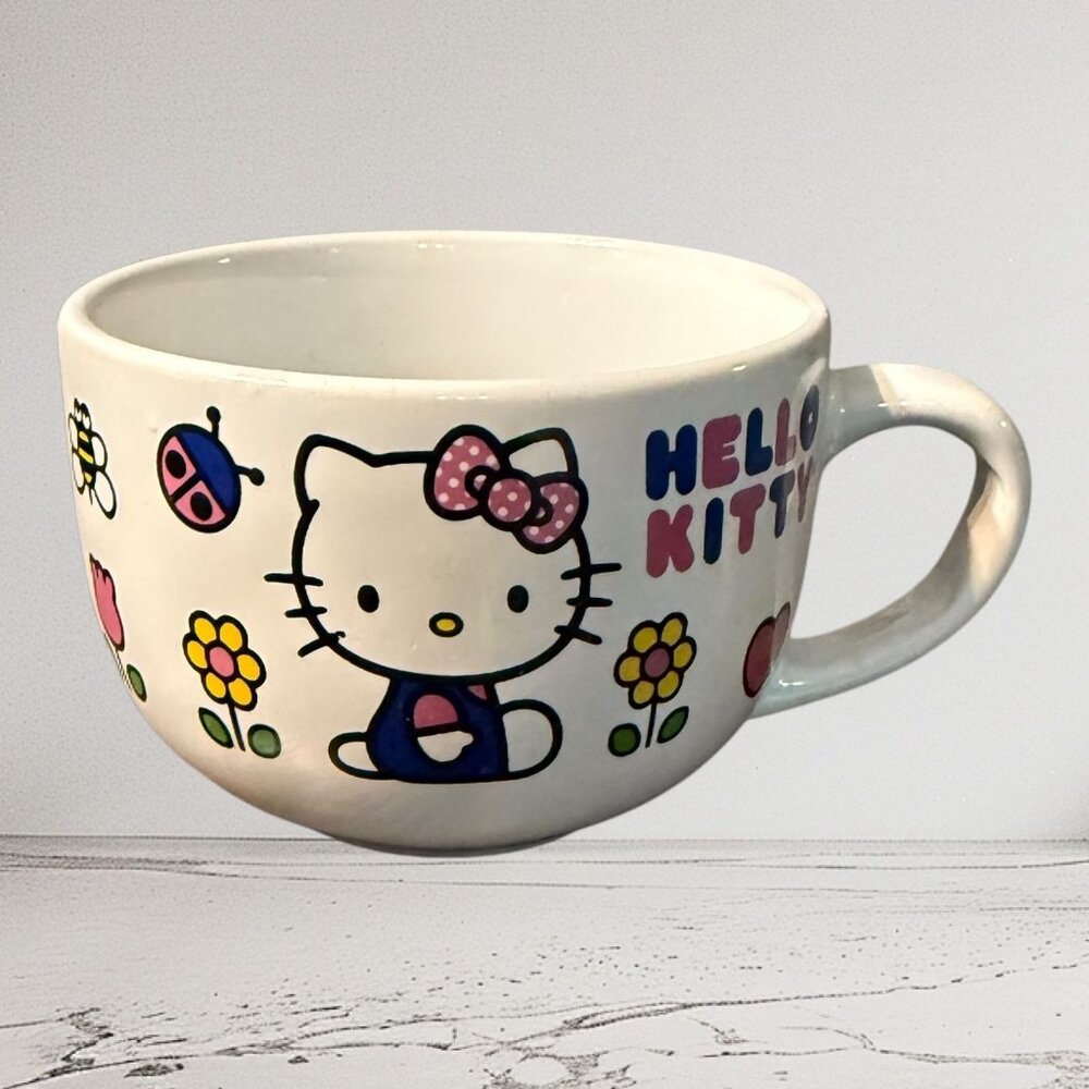 Hello Kitty Large Coffee or Soup Mug‎
